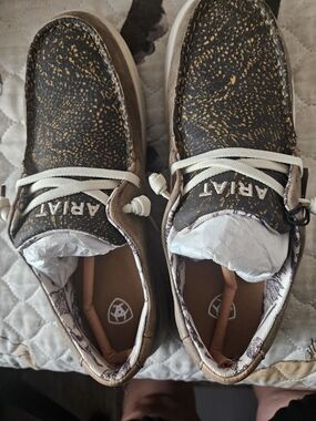 Ariat Brown and Gold Speckled Boat Shoes